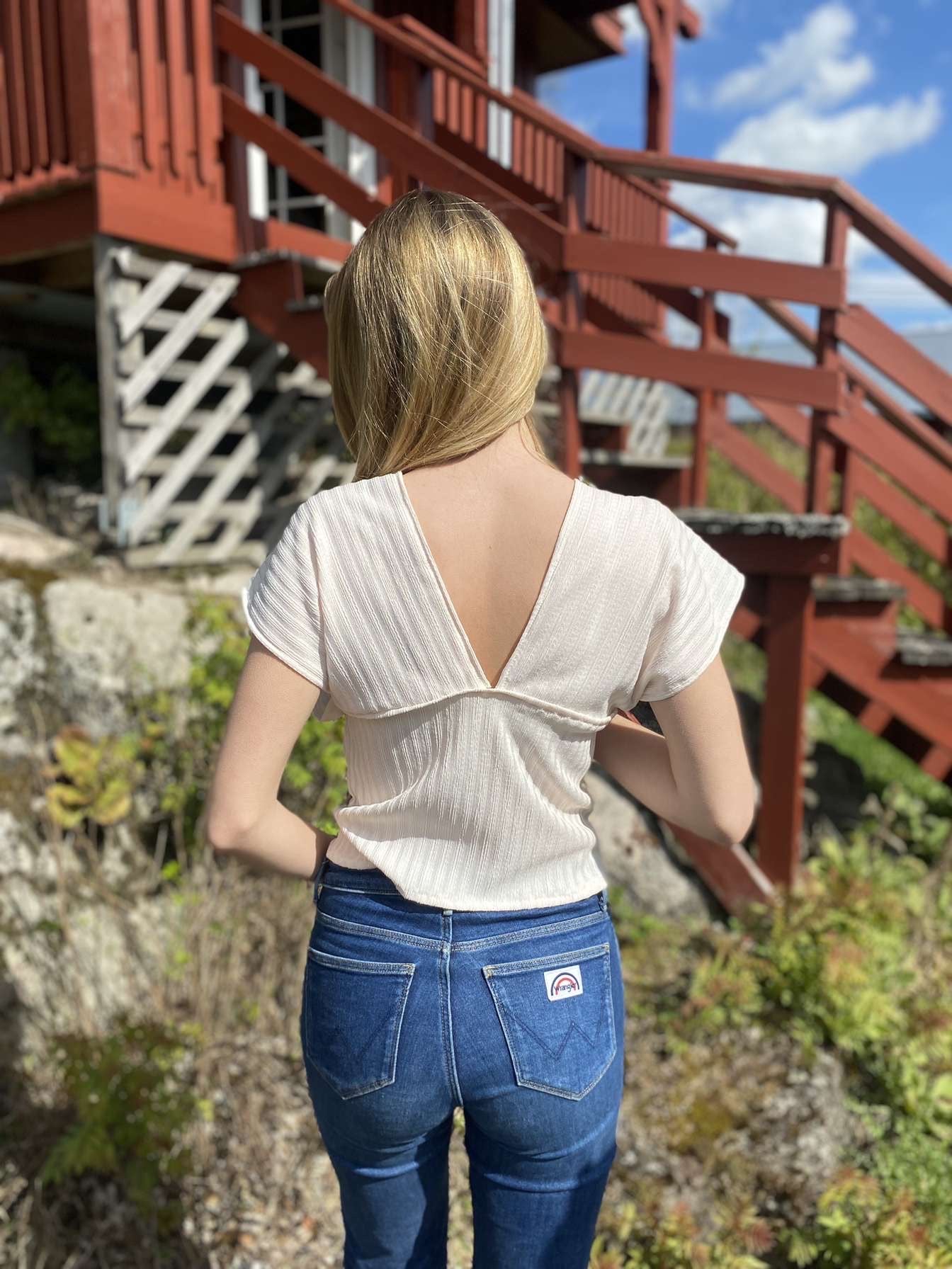 HVITT Bredd skulder topp